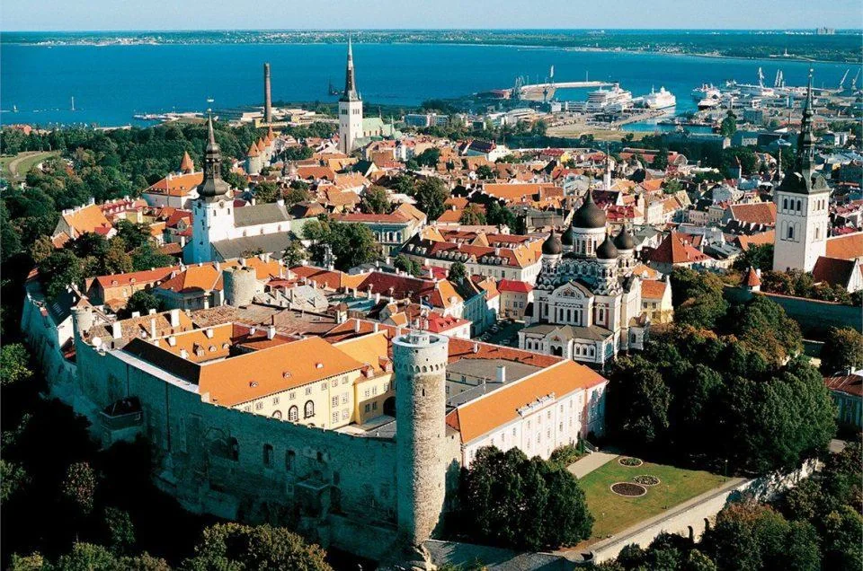 Vieille ville médiévale de Tallinn et attractions en Estonie
