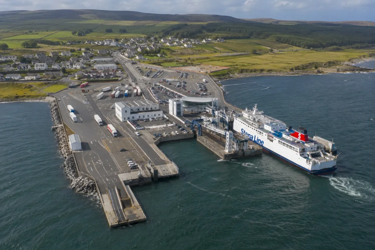 Terminal de ferry pour passagers de Cairnryan sur le Loch Ryan en Écosse