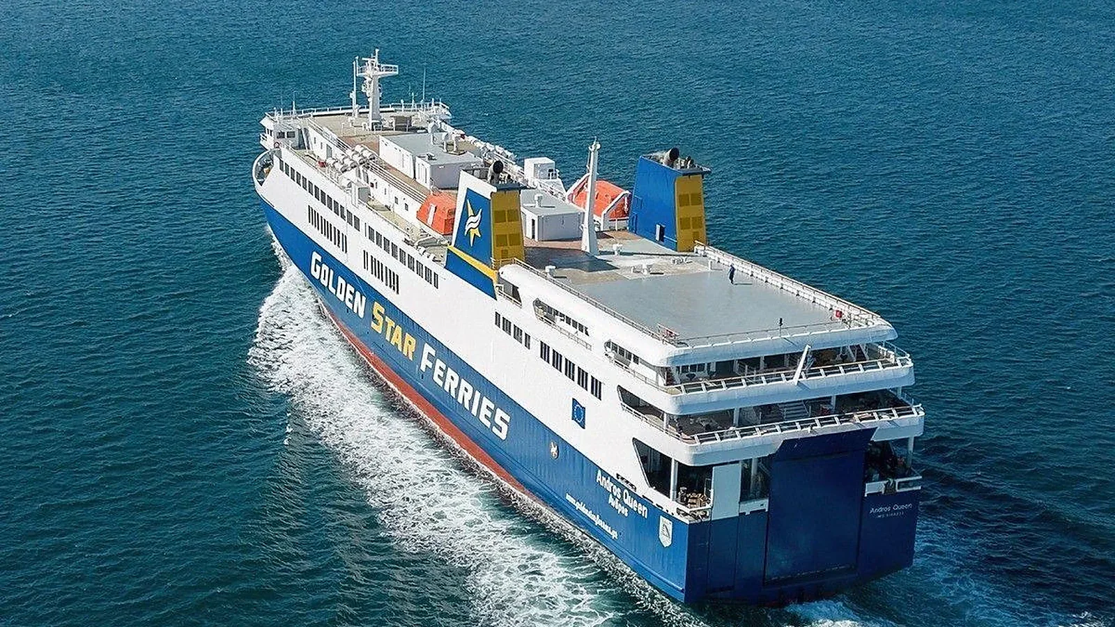 Ferry pour passagers et voitures de Golden Star Ferries