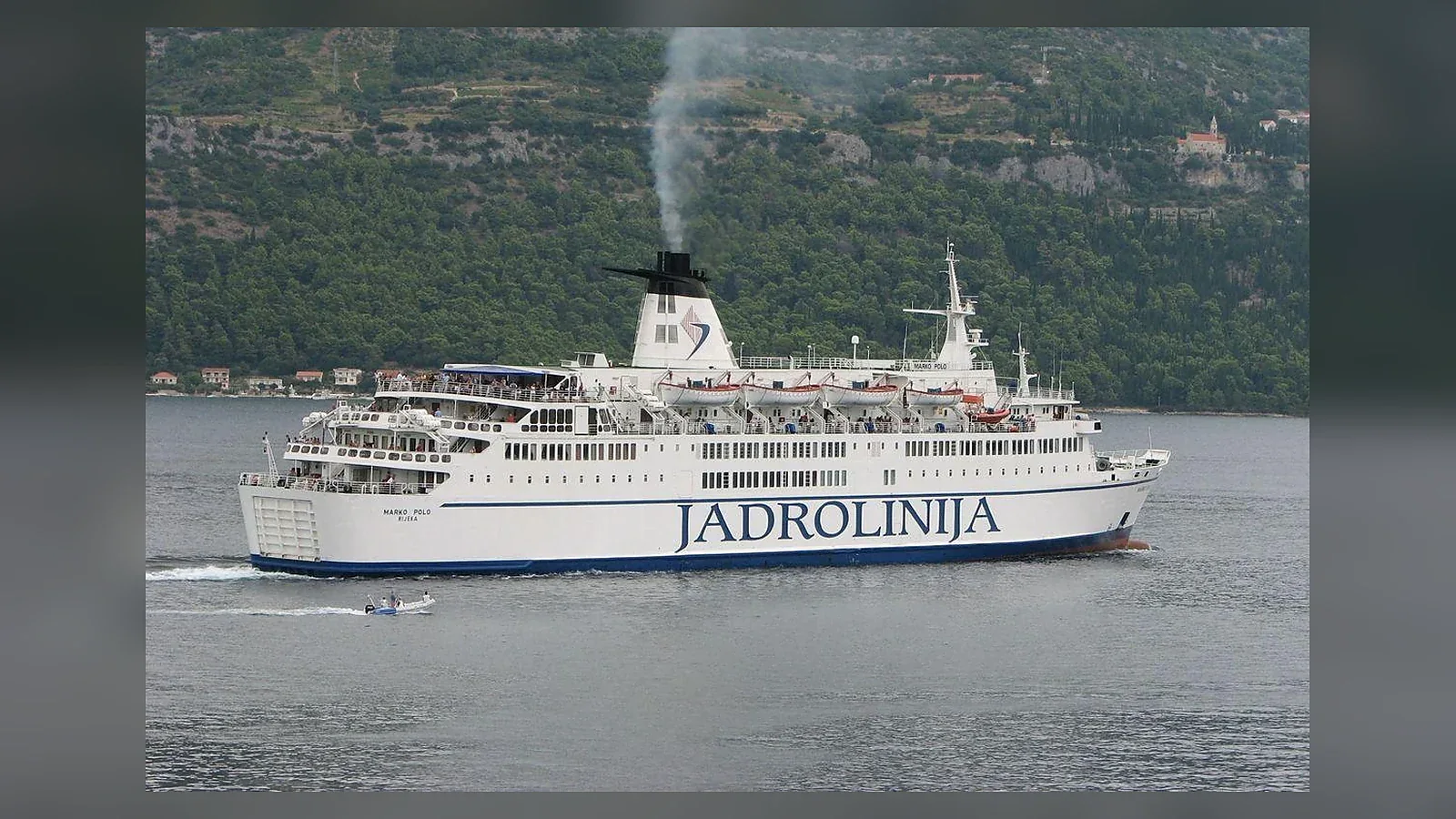 Ferry pour passagers et véhicules Jadrolinija