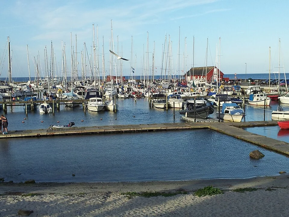 Ballenkust et zone portuaire