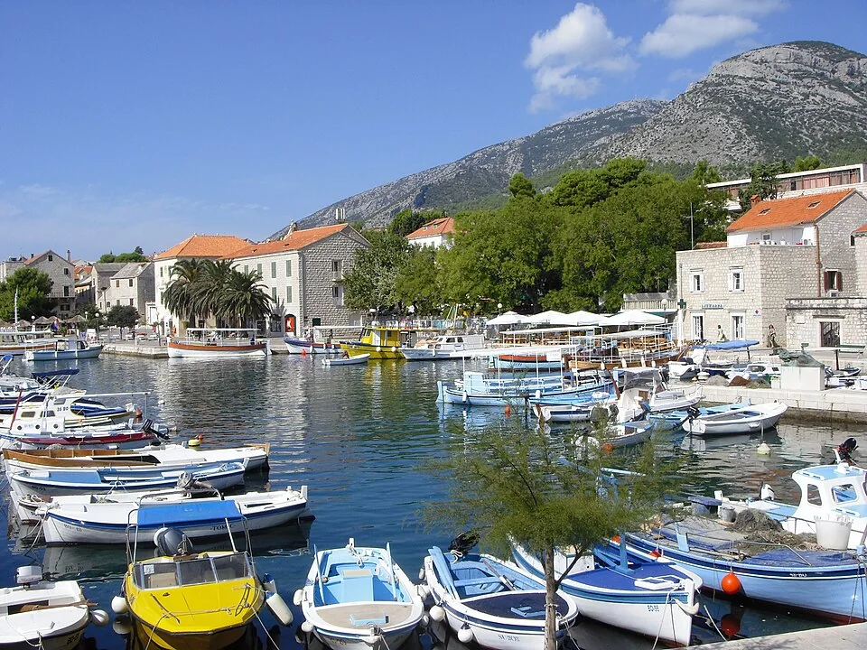 Environnement côtier et portuaire de Bol