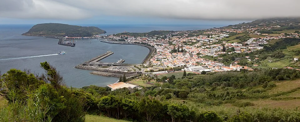 Zone côtière et portuaire de Horta